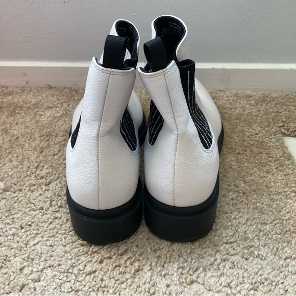 Mix No. 6 White Platform Chelsea Boots, 8.5 - Picture 3 of 8